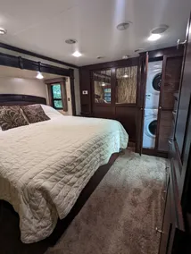 River Haven: Scenic Riverfront RV on Historic Suwannee River - Image 3