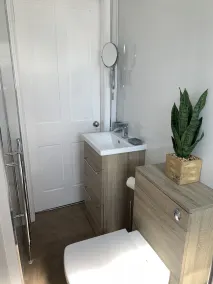 Woodvale Flat, Renton, Loch Lomond - Image 3