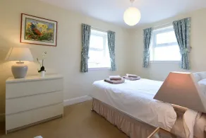 HAWTHORN HOUSE - spacious home set amidst lush gardens & rolling countryside - Image 4