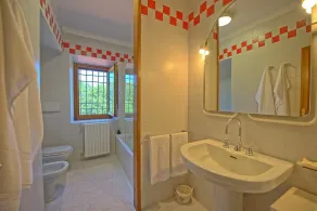 Villa Crispinino - Sommerhus nær Civitella i Val di Chiana i Toscana. Pool og udsigt - Image 2