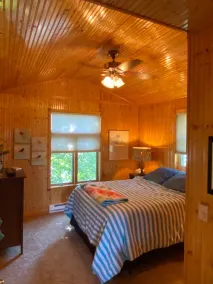 Adorable and bright lake house!  Retro feel all the modern amenities - Image 4