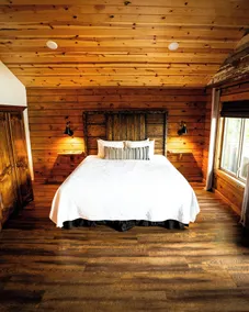 Sunrise Point Treehouse - Starlight Haven - Image 3