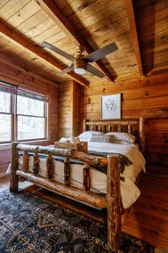 HUGE VIEWS, 10 min. to Blue Ridge, Spa Bathrooms, Hot Tub, Fire Pit, Arcade Game - Image 5