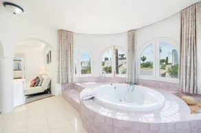 Villa mit Meerblick, Indoorpool und Wlan in Cala D' Or - Image 5
