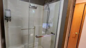 Cozy king bed suite, minutes away from ski resorts, snowmobile, and ATV trails. - Image 4
