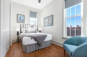 Beautiful 3BR Townhouse Close to Downtown Augusta - Image 4