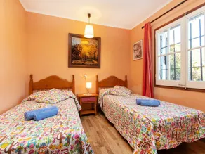 Vacation Home i Torroella De Montgrí med 1 sovrum som kan rymma 4 - Image 3