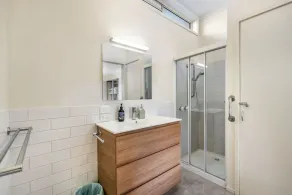South Arm Beach House - Image 3