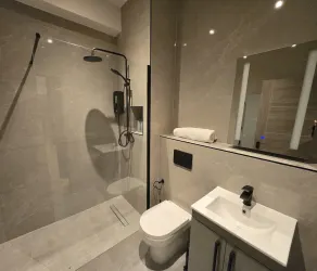 Bright Finchley Apartments - Perfect for Business & Leisure - Image 4