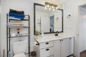 Cozy Pet-Friendly Condo w/ Pool - Image 3