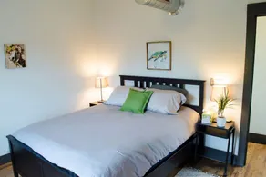 Stunning Condo Near Washington Park - Free Parking - Image 5