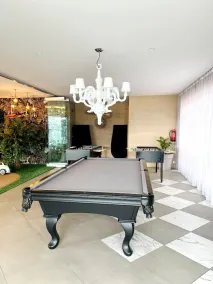 Brand New! King Bed! Beautiful Apartment. Gonzales Suarez. - Image 2
