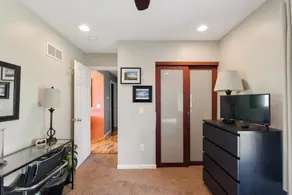 Lakefront Escape from 300/nt-Huge Yard/Lake-Free Kayaks & Pedal Boat-Sandy Beach - Image 2