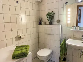 Beautiful apartment for 5 people with WIFI, TV, terrace and pets allowed - Image 3