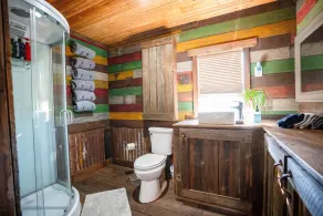 Quiet Country Rustic Cabin - Image 3