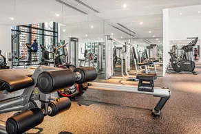 Stylish 2BR Close to Melbourne Central & QV - Image 2