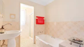Palm Beach Waterfront Retreat - Image 2