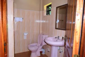 The Gladstone House - Image 2