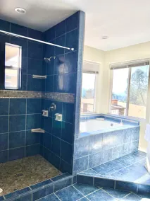 Spacious Dragon Lake Villa on Lake Naci in Paso Robles Wine Country w/Internet  - Image 5