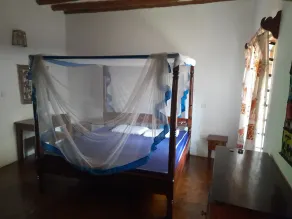 Villa with large garden 500 mt from the sea 2 bedrooms - Image 4