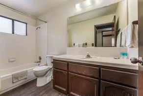 Oakhurst View 3 Bedroom 3 Bath Maison de style espagnol avec de superbes vues - Image 3