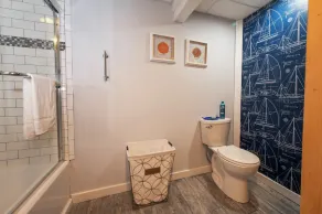 Plymouth private ocean front oversized suite on the bluff of Cape Cod Bay - Image 5