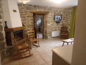 Gite \"Le Petit Riou\" a Sainte Marguerite Lafigère - Image 2