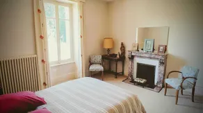 Belle maison familiale au calme avec terrasse, piscine et jardin - Image 5