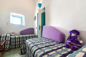 Apartamento con dos dormitorios y vistas al mar - Image 5