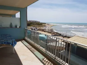 Vacation home on the beach - Image 4