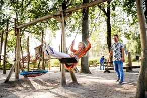 Charming bungalow for 6 people in a beautiful location, surrounded by the forests of Drenthe. - Image 3