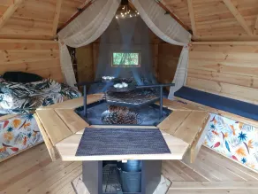 Private Lakeside Retreat - Image 4