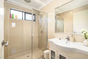 20 Darnley St - Image 2