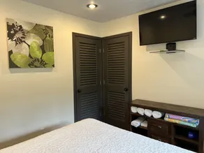 Jungle view bedroom with private entrance,outdoor private Bali style bathroom - Image 5