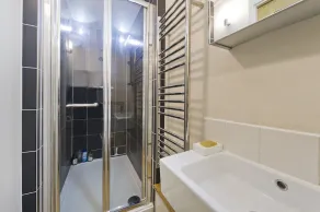 Wonderful Chelsea Flat, 2 Bedrooms, 2 Bathrooms - Image 3