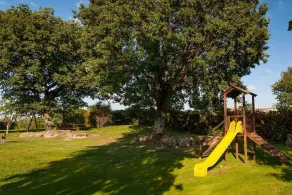 Holiday apartment with swimming pool - Image 3