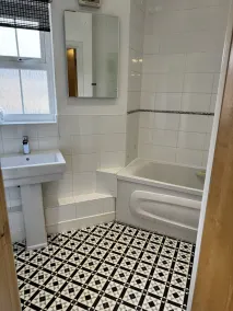 Havana 2 bed Apartment in london - Image 2