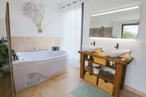 Villa Olivade , jacuzzi, piscine dans le vignoble cassidain - Image 2