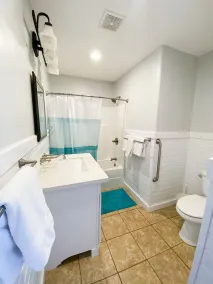 Dale Hollow Lakehouse, Hot Tub, gameroom, 2 SUPs, 4 acres, awesome views - Image 4