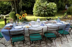 Spacious, stone villa with pool, sleep 10, 4 en-suite bedrooms, air conditioning - Image 4