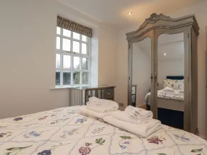 The Lodge House - Image 4