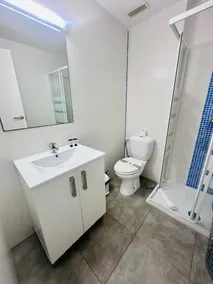 A564 - Nice apartment in front of the beach with parking - Image 2