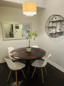 Trendy Toronto Condo close to airport and downtown! - Image 4