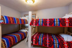 A comtemporary home that is great for families & large groups just 6 miles North - Image 5