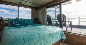 Happy’s Houseboat Key West - Image 5
