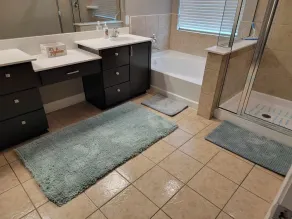 4-bedroom vacation home just 10 minutes drive to Deerbrook Mall - Image 5