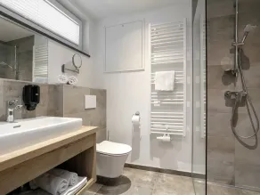 Angenehme Wohnung mit Süd-West-Balkon - Image 3