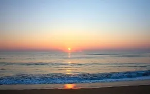Slice Of Paradise At Hampton Beach, NH - Image 3