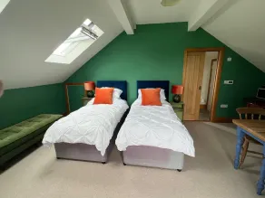 Stunning 1-bed in Bruton Somerset, Stunning Views - Image 3