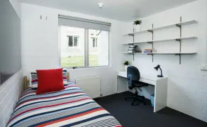 Mt Helen Accommodation - Ideal for large groups and short stays - Image 4
